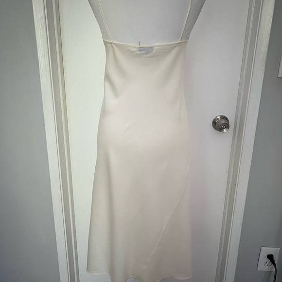 Vintage HALSTON for Vassarette Full Slip /Dress "Underneath It All" - - Picture 2 of 6